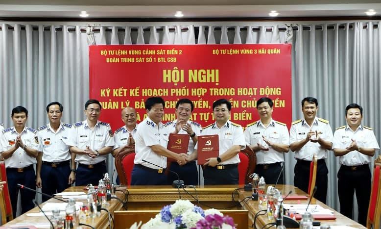 Ký kết phối hợp hoạt động giữa Bộ Tư lệnh Vùng 3 với Bộ Tư lệnh Cảnh sát biển 2
