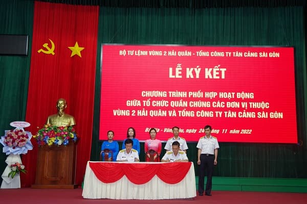 Ký kết phối hợp hoạt động giữa các tổ chức quần chúng Vùng 2 và Tổng công ty Tân cảng Sài Gòn