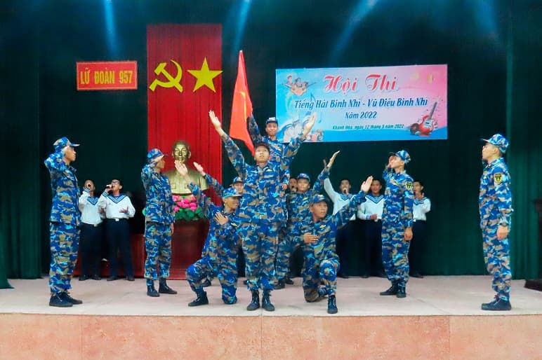 Lữ đoàn 957: Hội thi "Tiếng hát binh nhì-vũ điệu binh nhì"