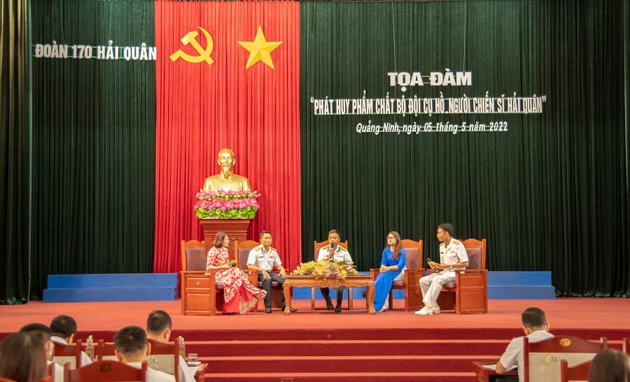 Lữ đoàn 170 tọa đàm “Phát huy phẩm chất Bộ đội Cụ Hồ - Người chiến sĩ Hải quân”