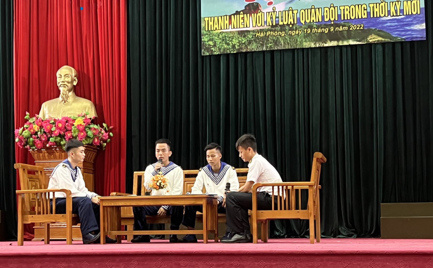 Đoàn cơ sở Lữ đoàn 679 tọa đàm “Thanh niên với kỷ luật Quân đội trong thời kỳ mới”