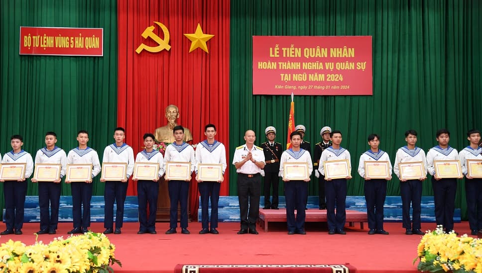 Vùng 5: Lễ tiễn quân nhân hoàn thành nghĩa vụ quân sự năm 2024