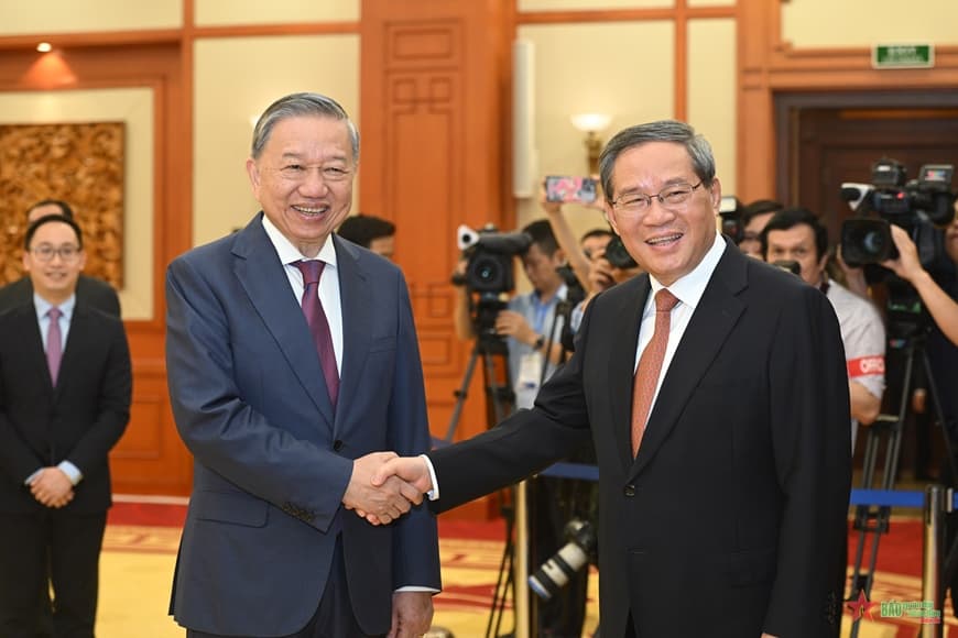 Tổng Bí thư, Chủ tịch nước Tô Lâm hội kiến với Thủ tướng Trung Quốc Lý Cường