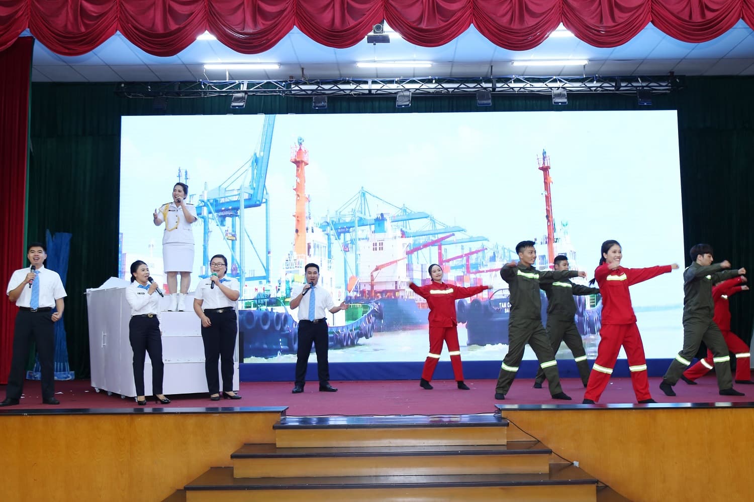 Tổng duyệt chương trình tham gia Hội thi chủ tịch công đoàn giỏi toàn quân năm 2024