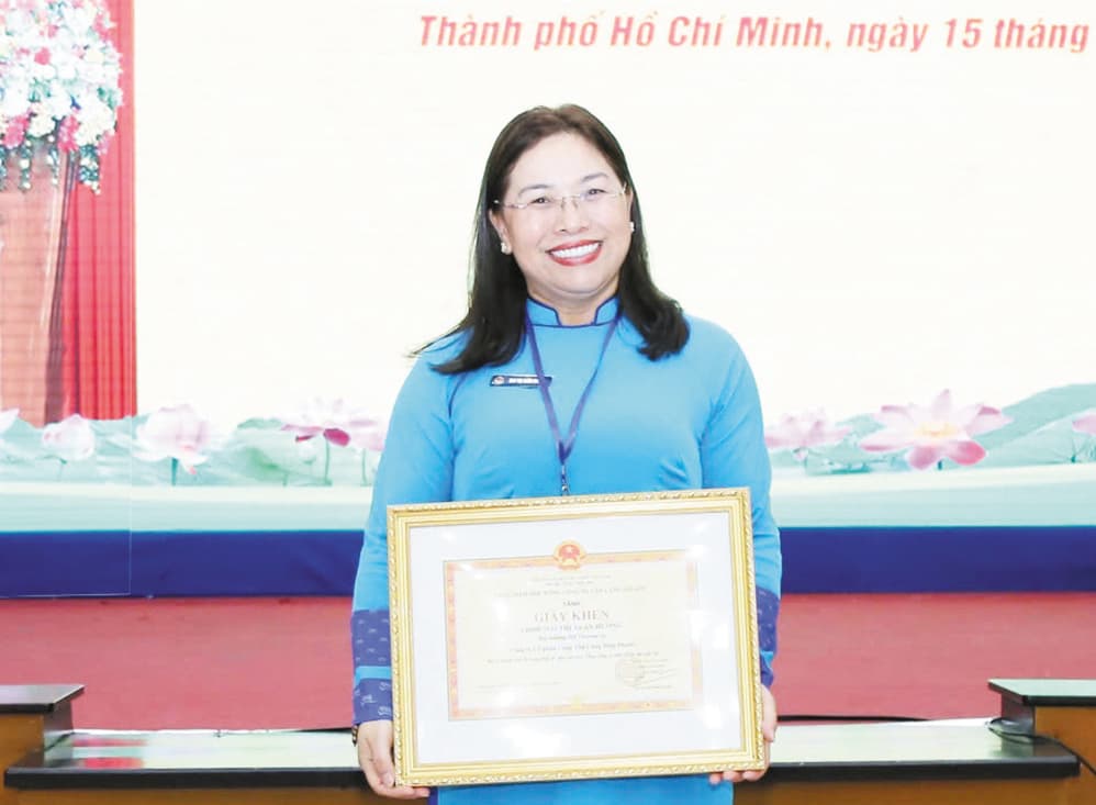 Chủ tịch hội toàn năng