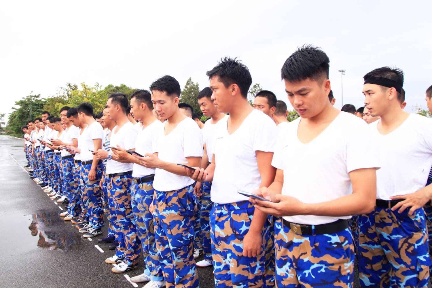 Lữ đoàn 162 tham gia thử thách chạy bộ “Higreen – Vì Trường Sa xanh”