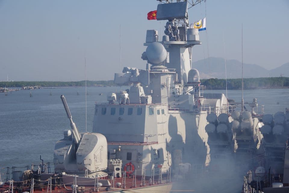 Lữ đoàn 167: Hội thi khởi động máy chính đầu năm mới