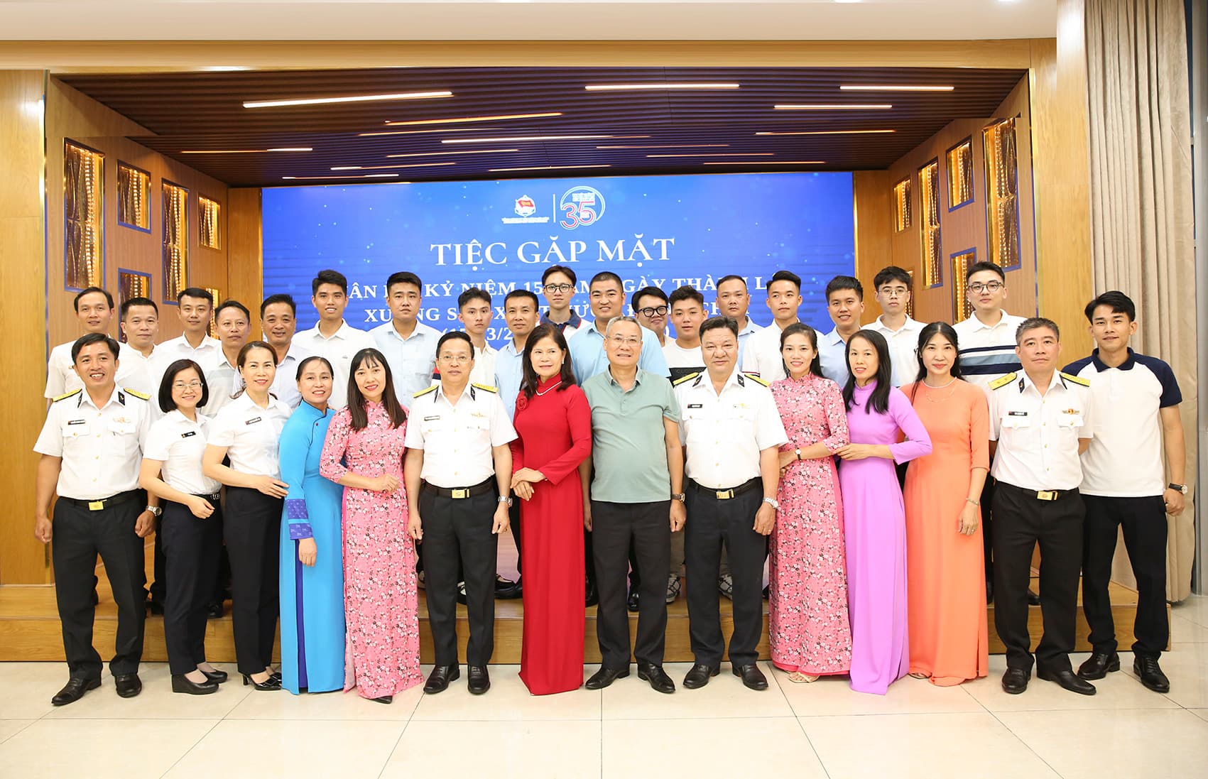Xưởng nước Tân cảng gặp mặt kỷ niệm 15 năm ngày thành lập