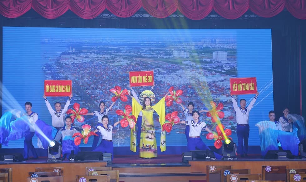 Hội thao “Tân cảng Sài Gòn - 35 năm vươn tầm thế giới, kết nối toàn cầu”