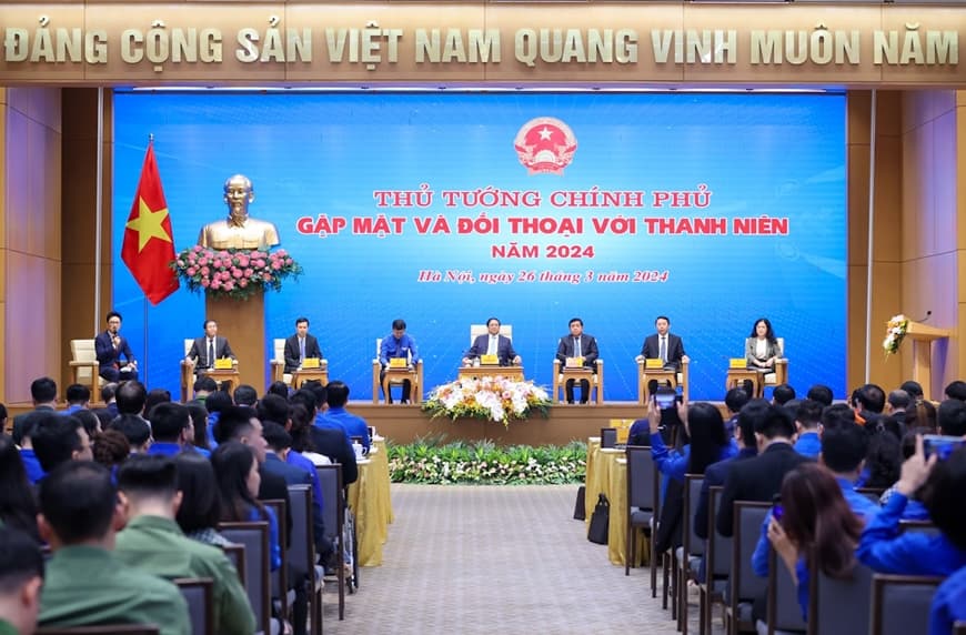 Thủ tướng Chính phủ Phạm Minh Chính đối thoại với thanh niên