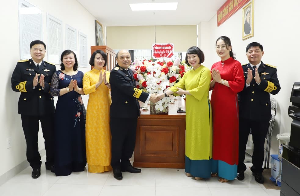 Sôi nổi các hoạt động chào mừng ngày Quốc tế phụ nữ 8/3