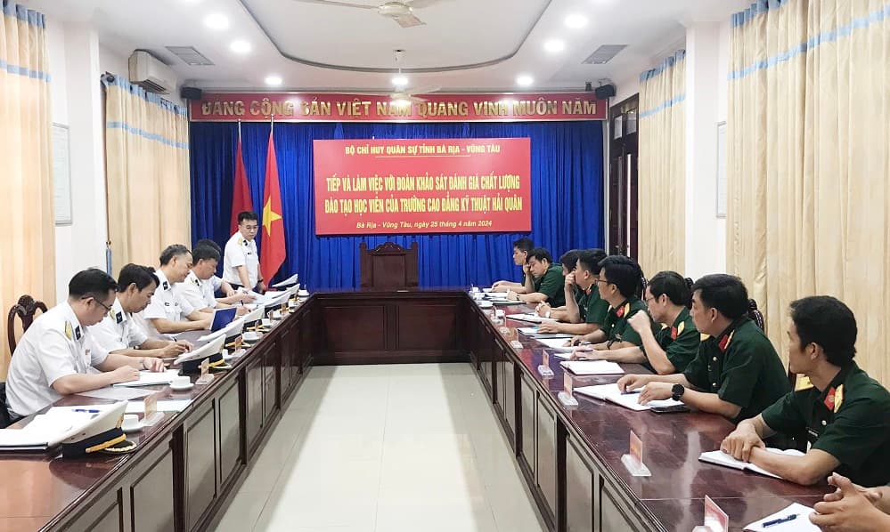 Trường Cao đẳng Kỹ thuật Hải quân: Khảo sát chất lượng đào tạo Hải đội dân quân thường trực