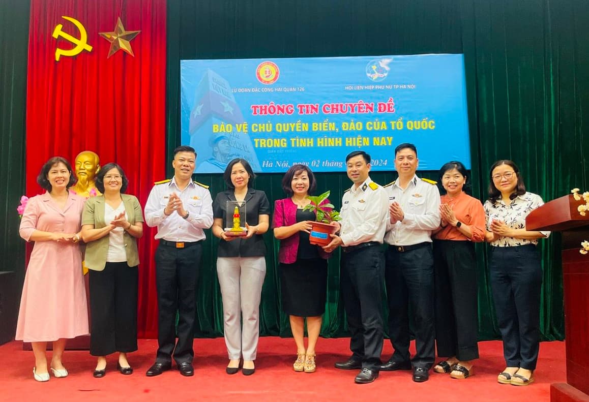 Lữ đoàn 126 - Hội Liên hiệp Phụ nữ thành phố Hà Nội thực hiện hiệu quả công tác phối hợp hoạt động