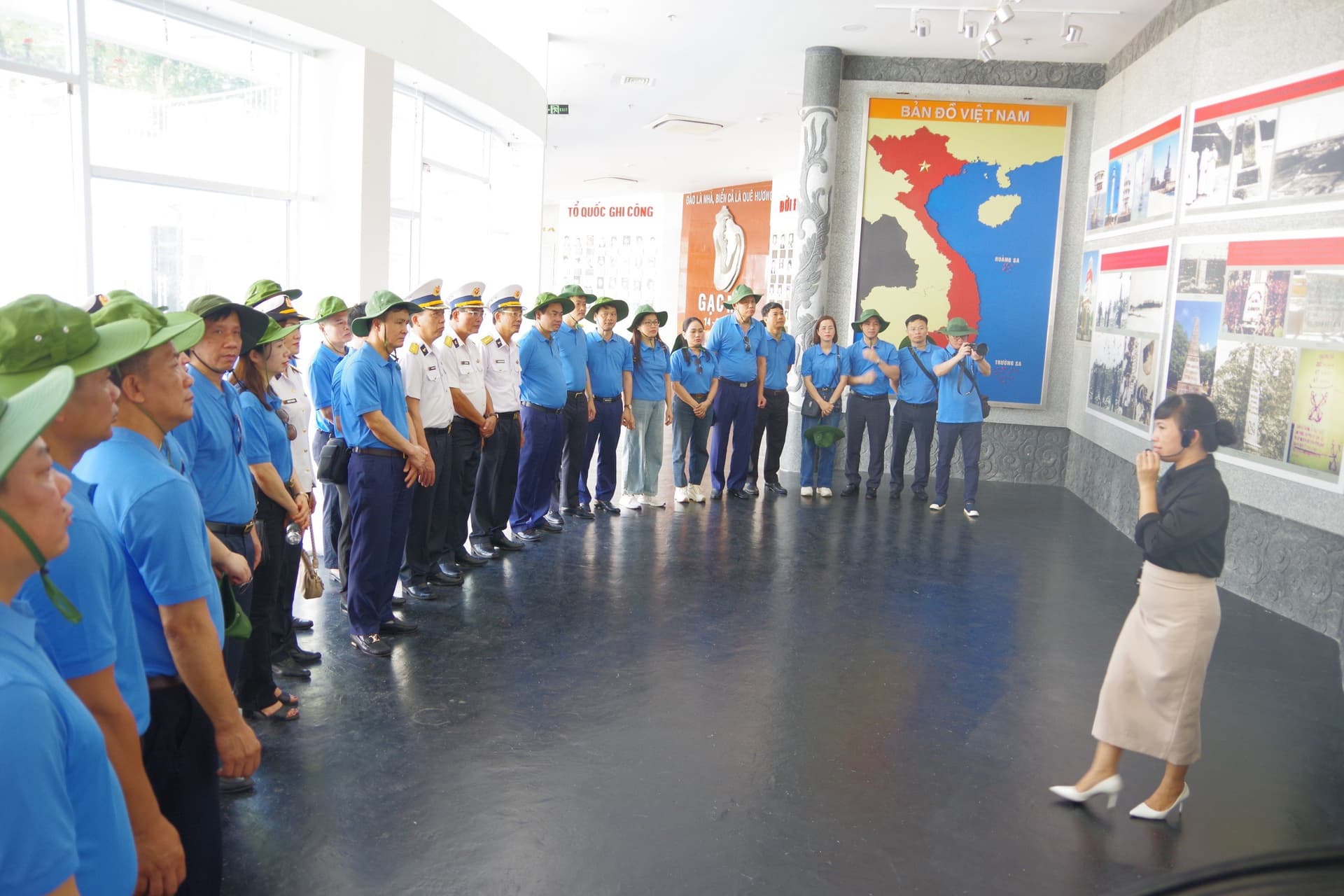 Đoàn công tác tỉnh Thái Nguyên thăm Kho 858