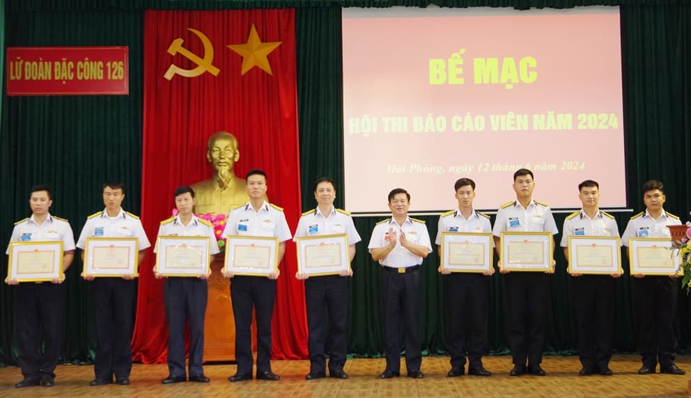 Lữ đoàn 126: 19 thí sinh tham gia hội thi báo cáo viên năm 2024