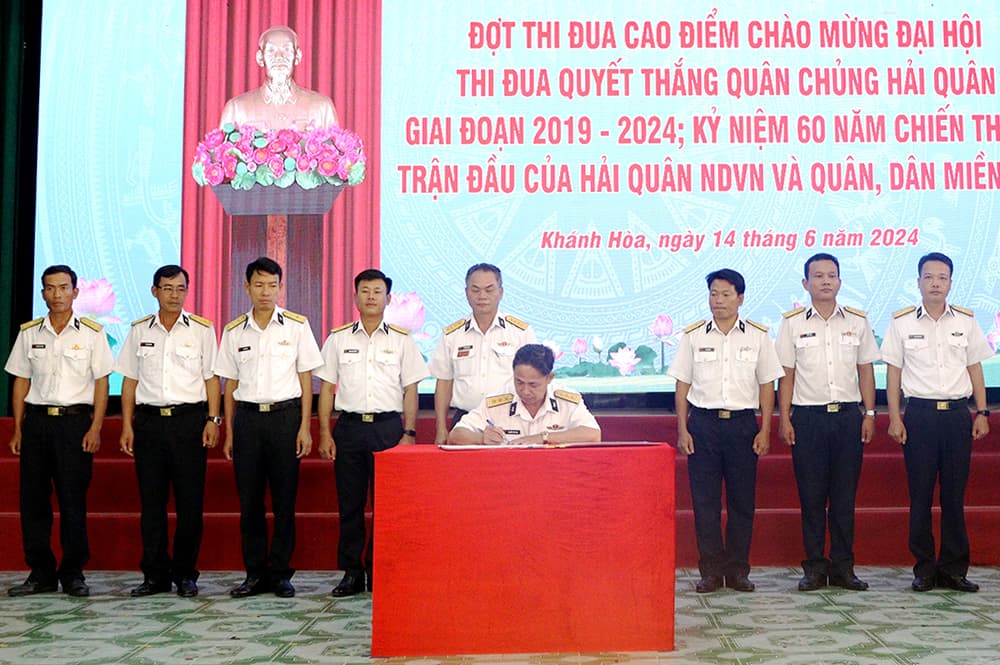 Lữ đoàn 101 phát động thi đua cao điểm