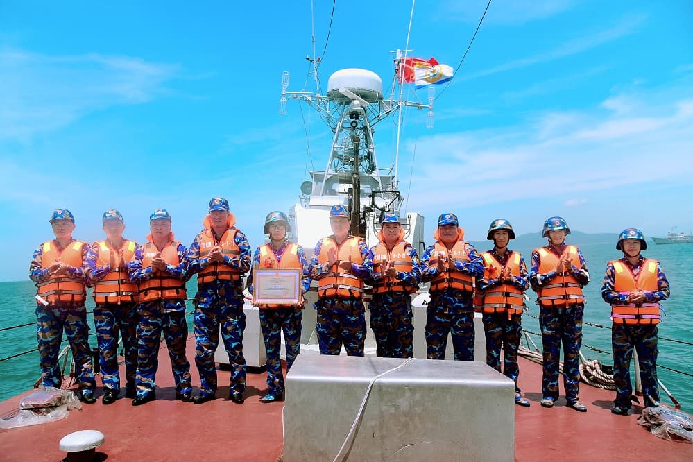 Vùng 1 hoàn thành tốt nội dung bắn đạn thật trên biển