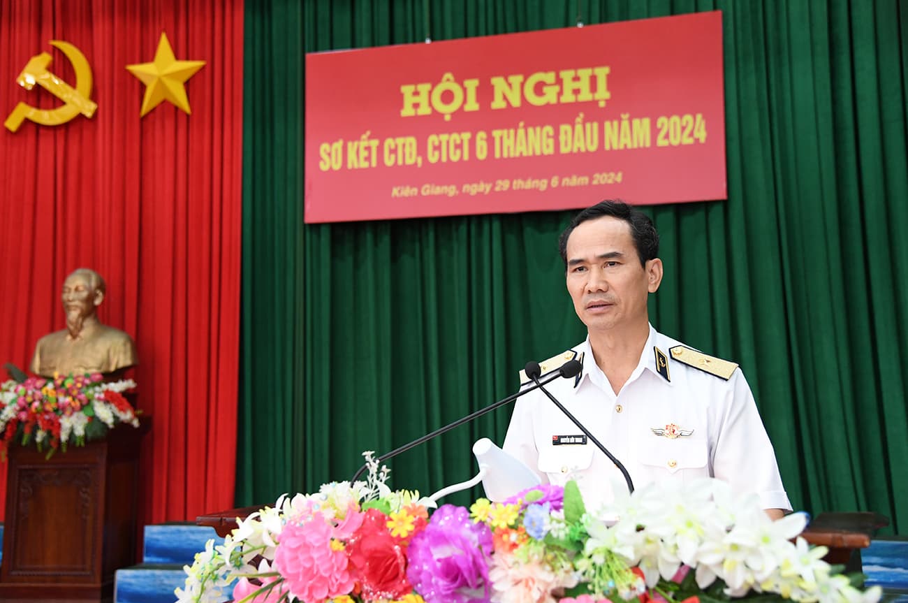 Vùng 5: Hoạt động CTĐ, CTCT bám sát thực tiễn, yêu cầu nhiệm vụ