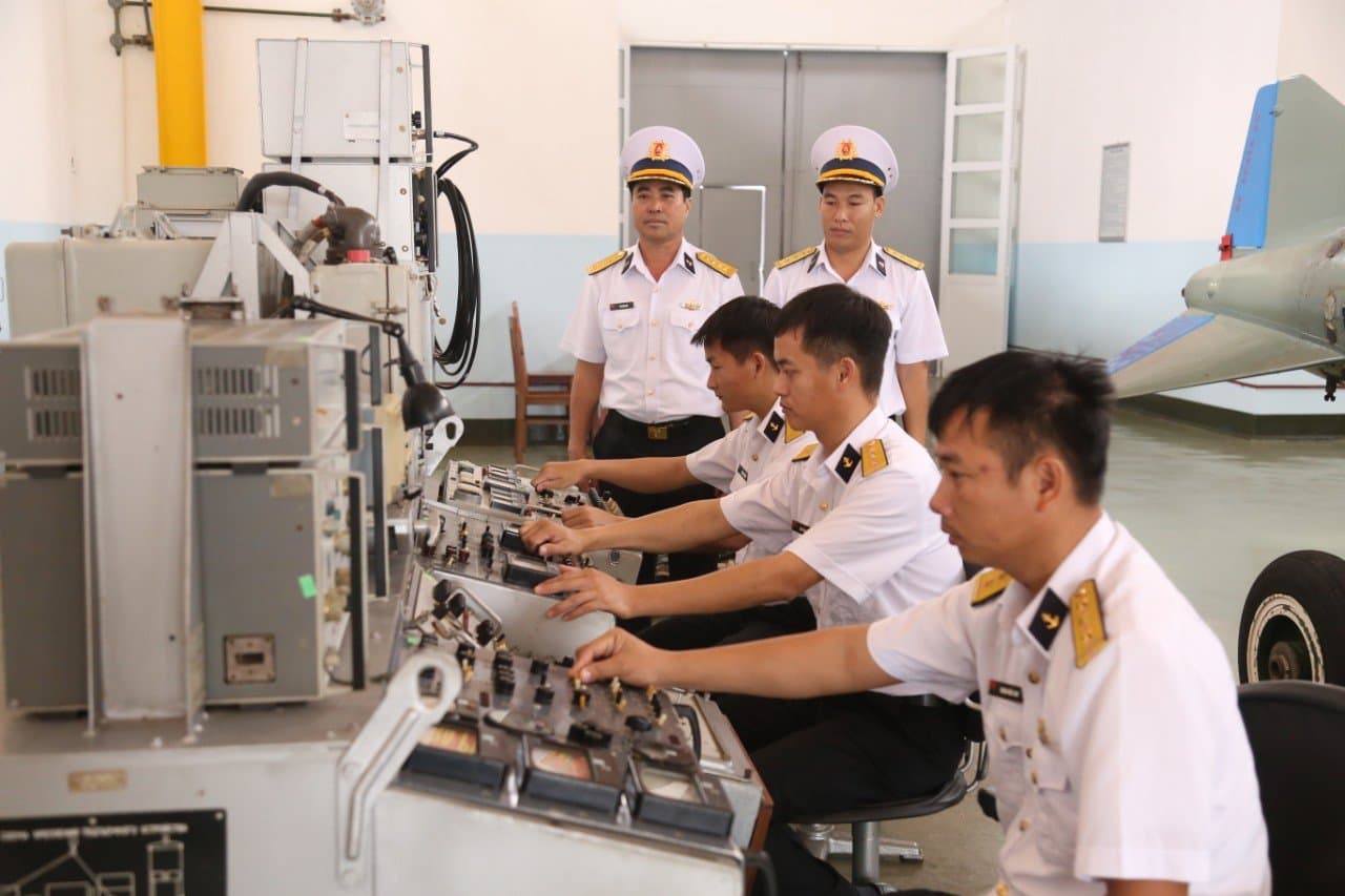 Kỷ niệm 20 năm ngày Truyền thống Trung tâm Bảo đảm Kỹ thuật 719, Vùng 4: Xây dựng Trung tâm chính quy, mẫu mực, an toàn