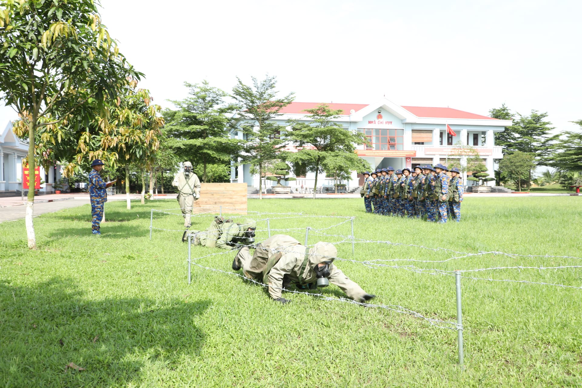 Luyện quân ở Tiểu đoàn Hóa học 20