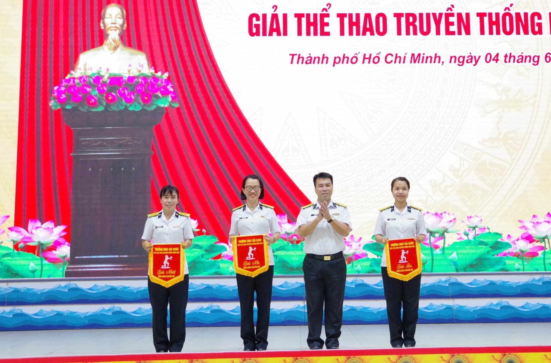 Trường Cao đẳng Kỹ thuật Hải quân bế mạc giải thể thao