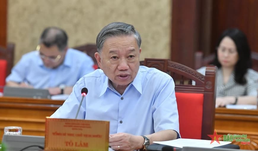 Tổng Bí thư, Chủ tịch nước Tô Lâm chủ trì họp Bộ Chính trị chỉ đạo việc khắc phục hậu quả bão số 3