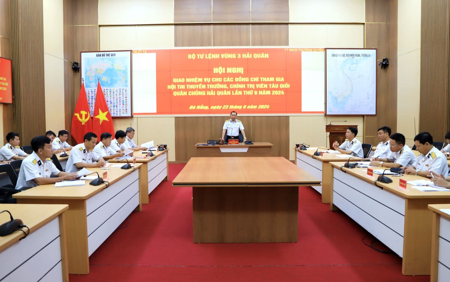 Vùng 3: Giao nhiệm vụ cho cán bộ tham gia Hội thi thuyền trưởng, chính trị viên tàu giỏi cấp Quân chủng