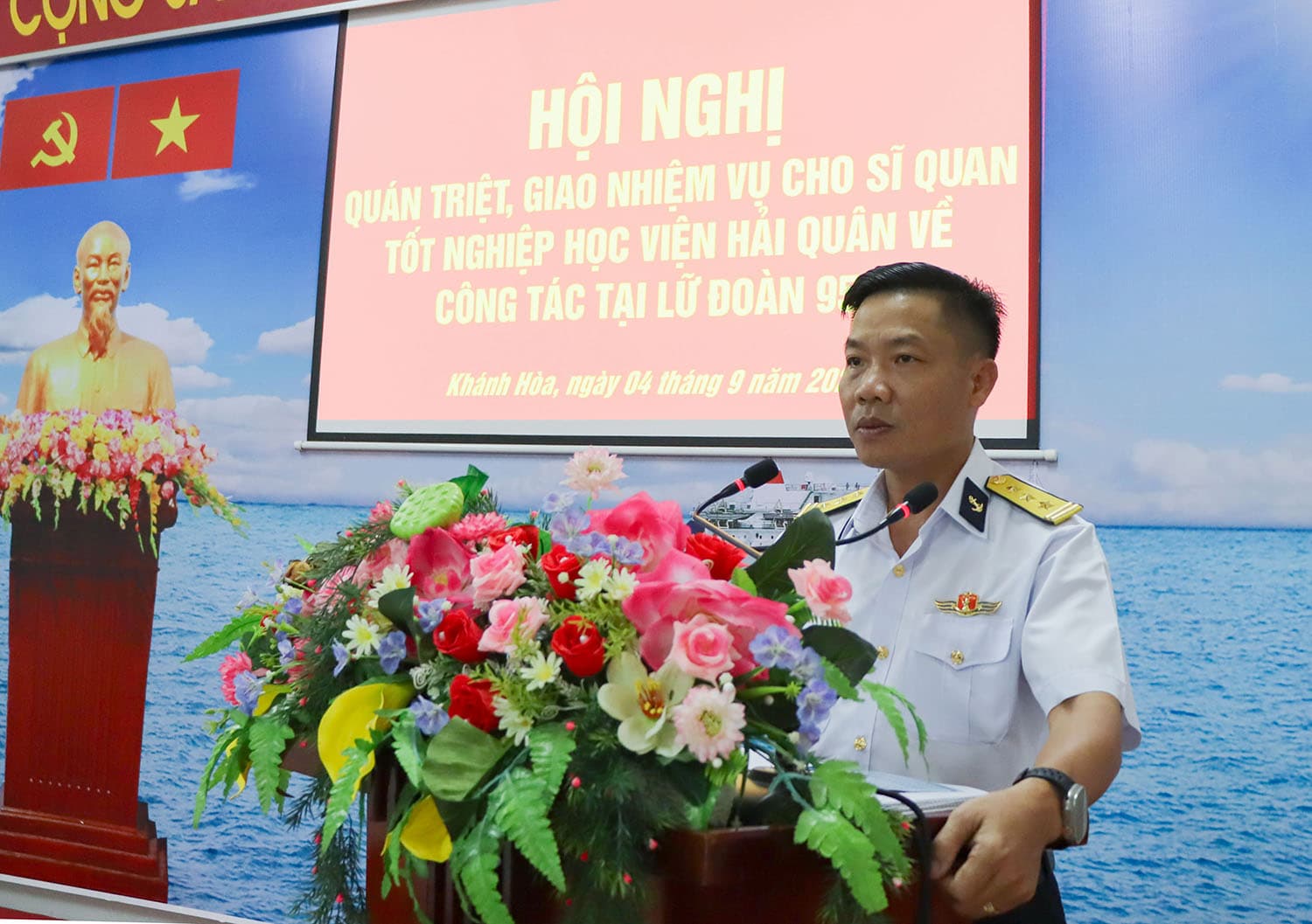 Lữ đoàn 955: Giao nhiệm vụ cho các sĩ quan mới về đơn vị công tác