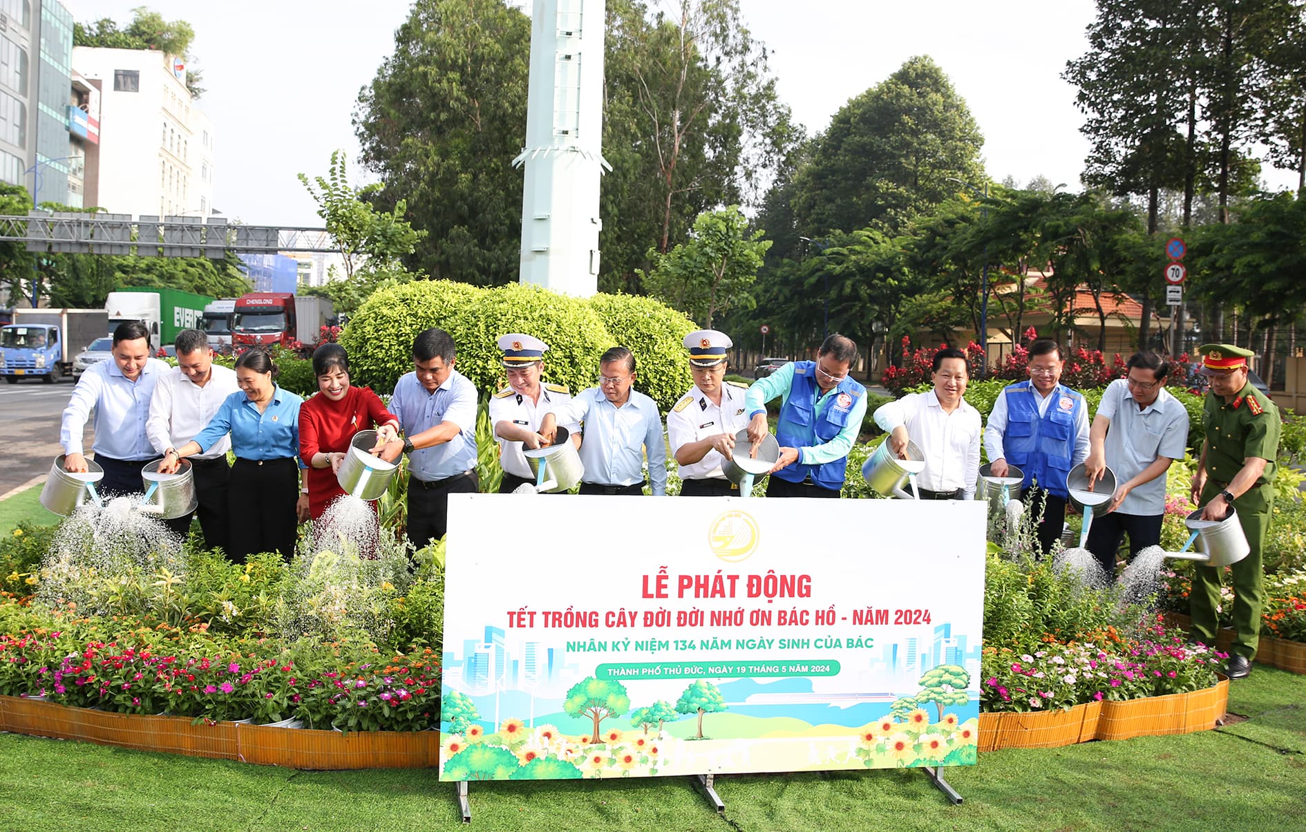 Cây bàng vuông từ Trường Sa được trồng tại TP. Thủ Đức