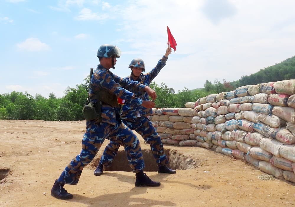 Vùng 3 kiểm tra “3 tiếng nổ” cho chiến sĩ mới năm 2024
