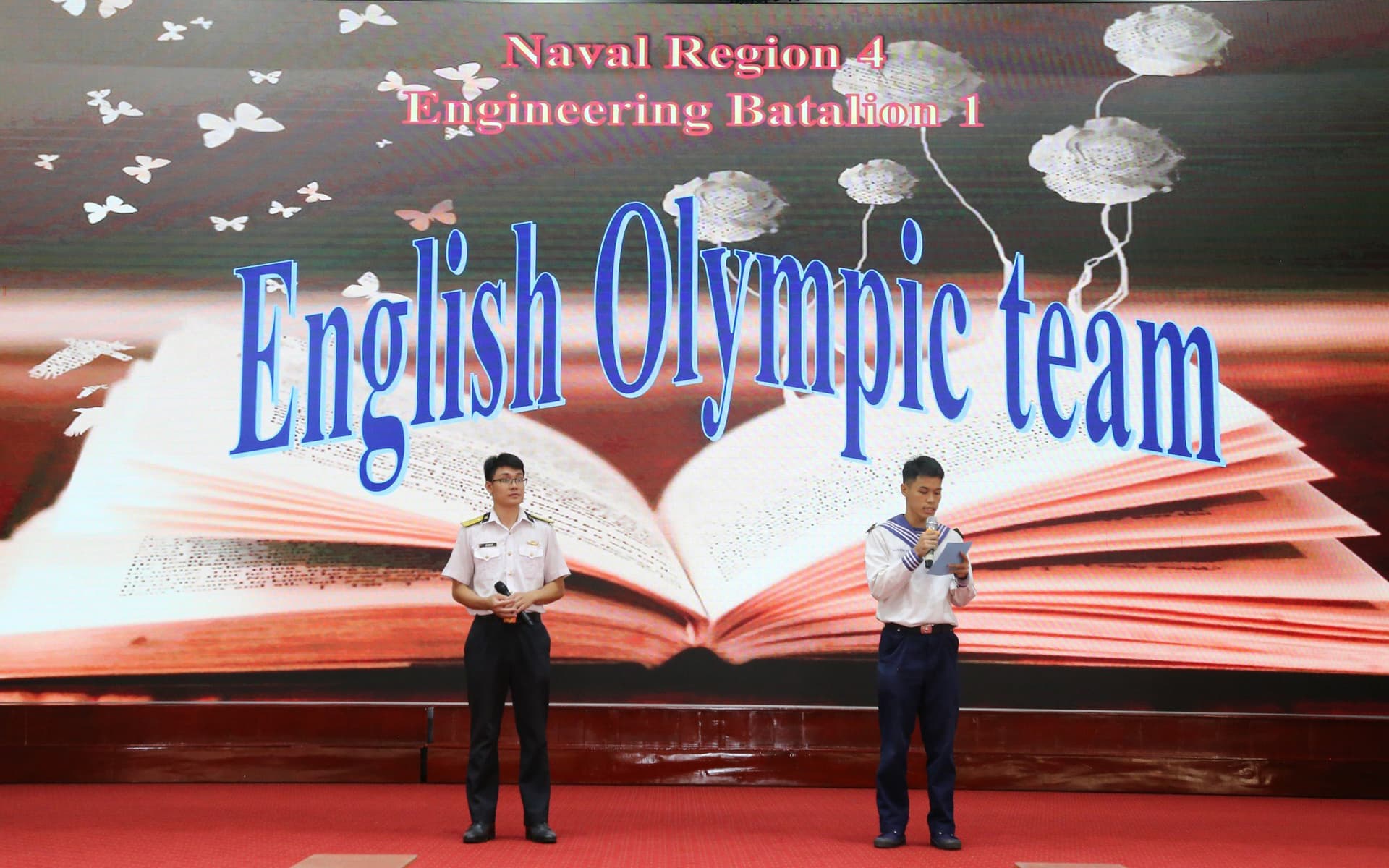 Vùng 4 Hải quân tổ chức hội thi Olympic tiếng Anh năm 2024