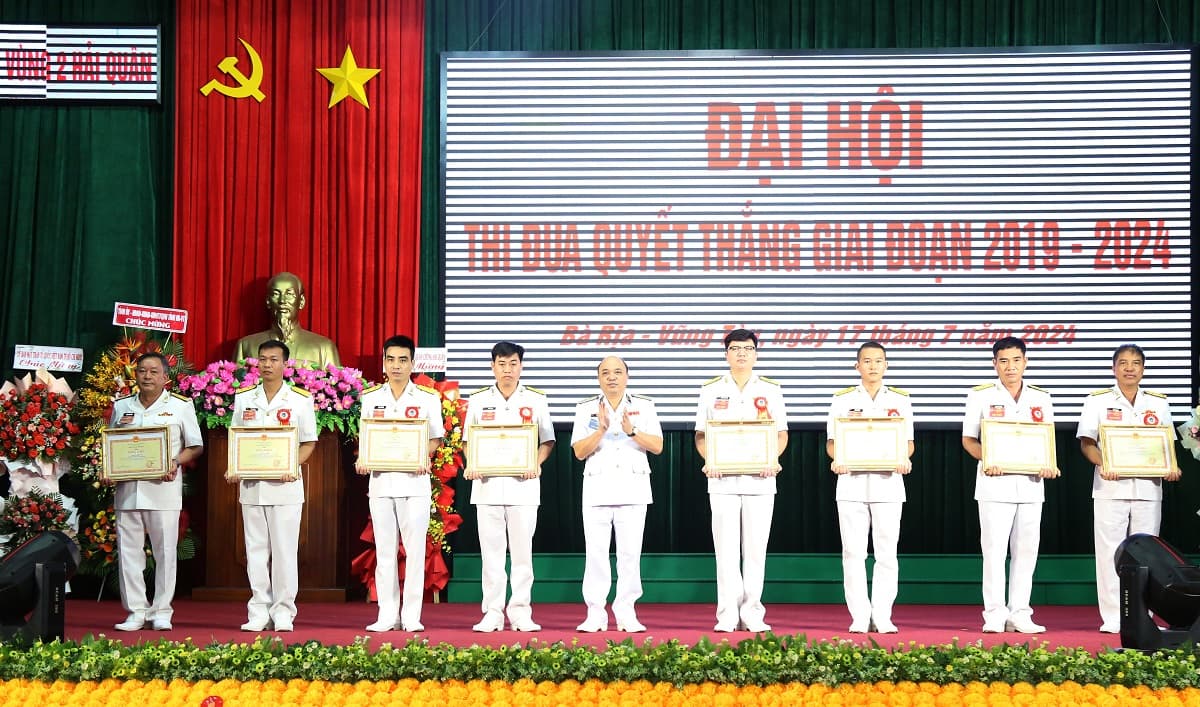 Vùng 2: Nhiều tập thể, cá nhân được khen thưởng giai đoạn 2019-2024