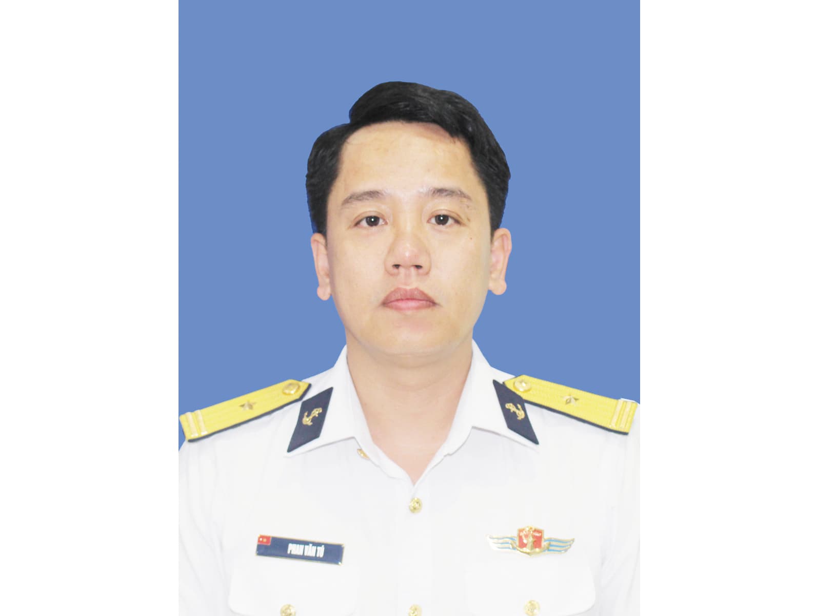 Chính trị viên tàu nhiều thành tích