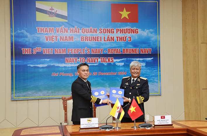 Tham vấn hải quân song phương Việt Nam-Brunei lần thứ 3
