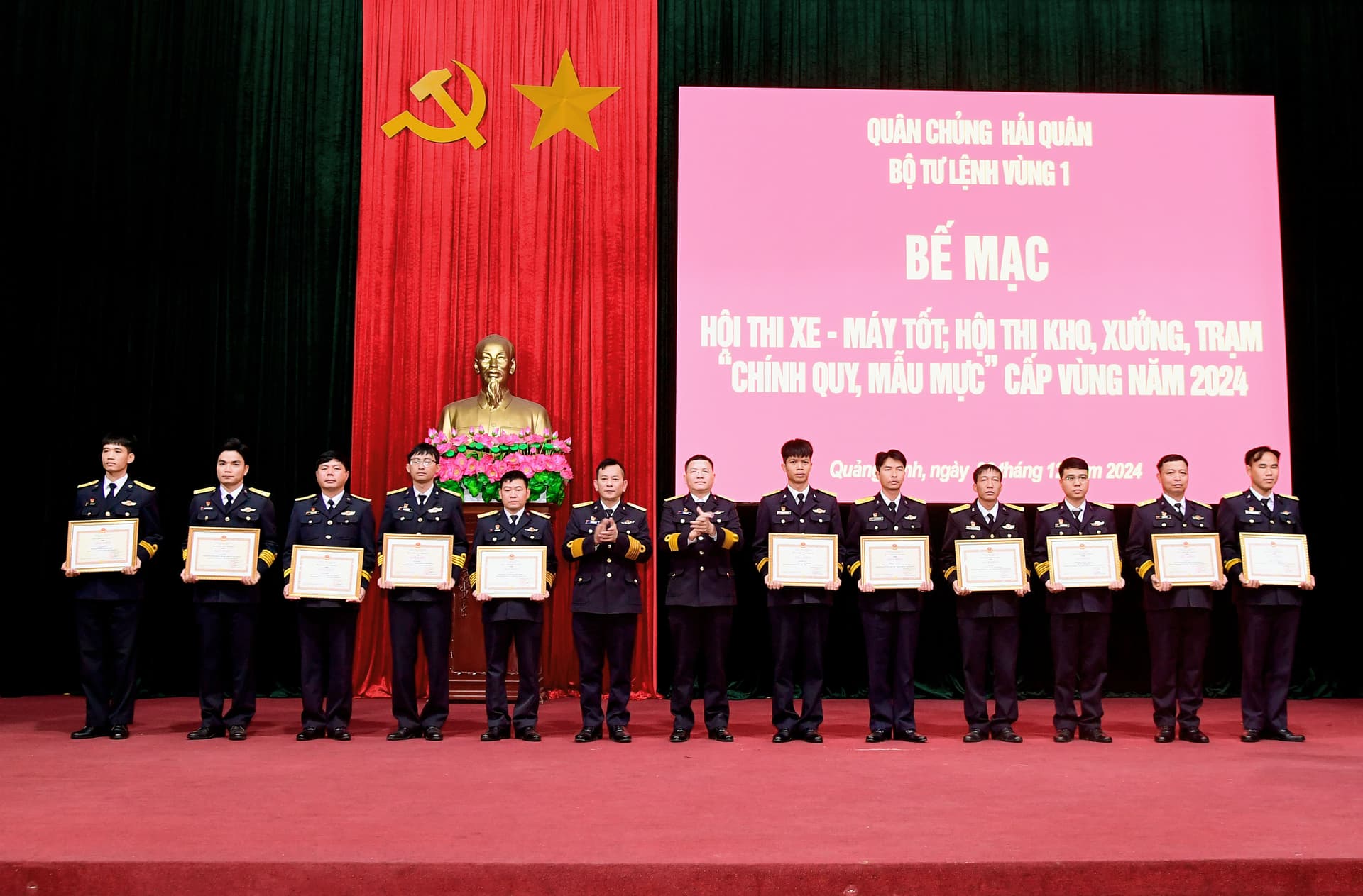 Vùng 1: Bế mạc Hội thi xe - máy tốt; kho, xưởng, trạm “chính quy, mẫu mực”