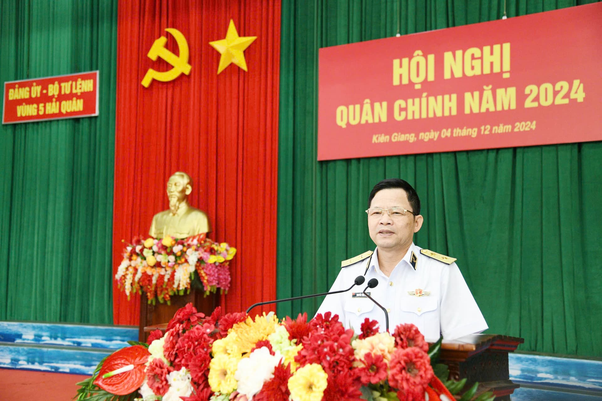Chính ủy Hải quân dự, chỉ đạo Hội nghị Quân chính Vùng 5