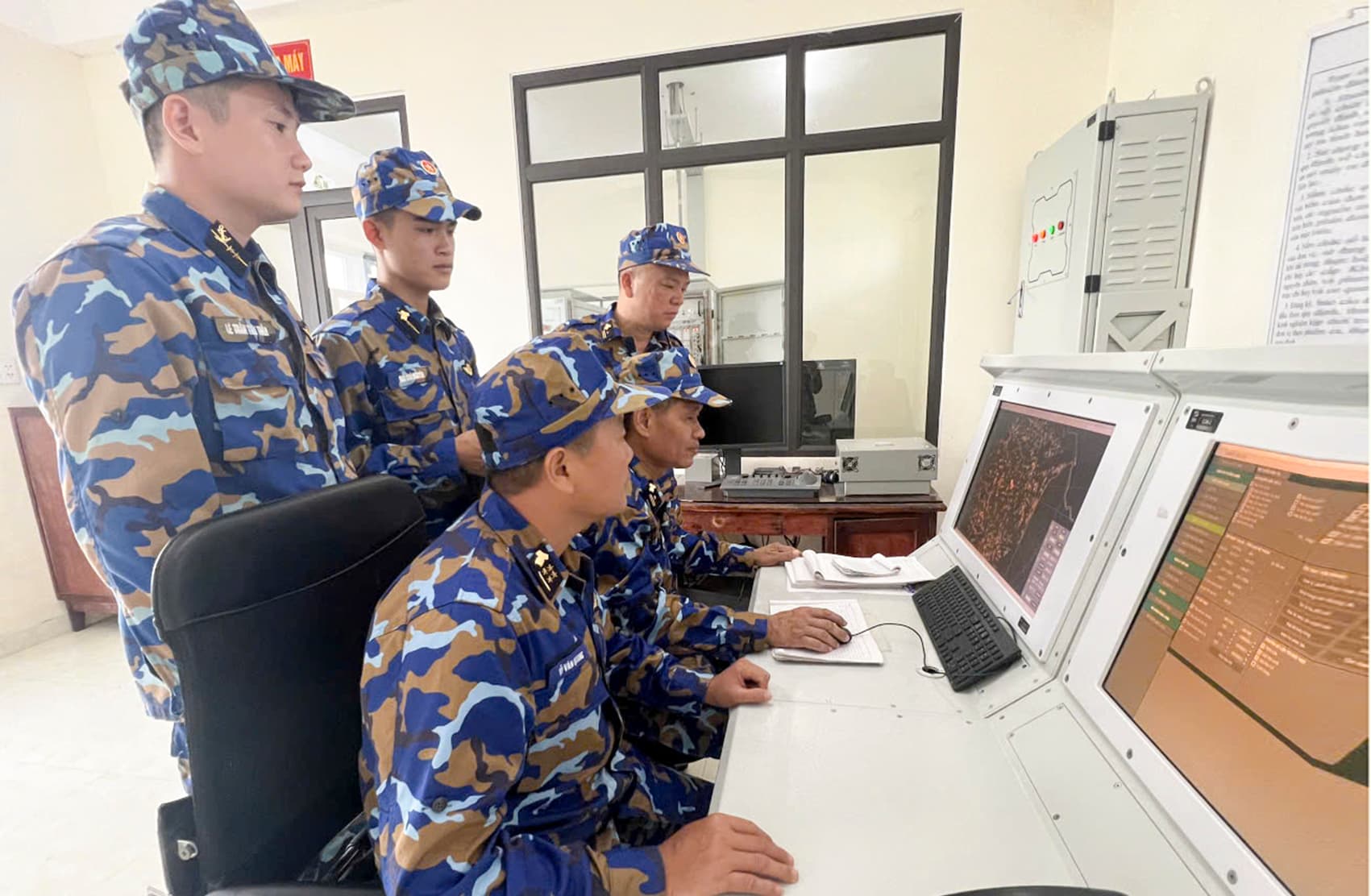 “Mắt thần” canh biển Nam Du