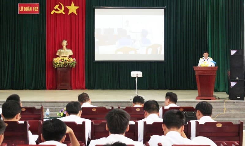 Lữ đoàn 162 sơ kết 5 năm thực hiện Đề án “Đổi mới công tác giáo dục chính trị tại đơn vị trong giai đoạn mới”