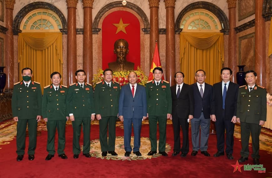 Chủ tịch nước trao quyết định thăng quân hàm Thượng tướng đối với đồng chí Phạm Hoài Nam