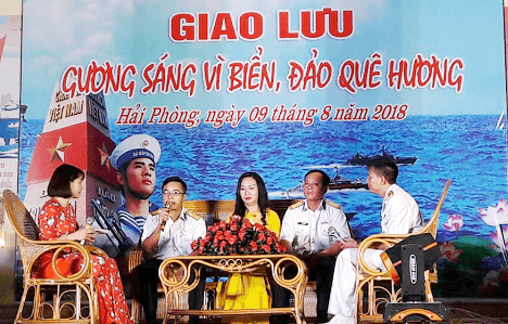 Tổ trưởng kíp xuồng hết mình vì công việc