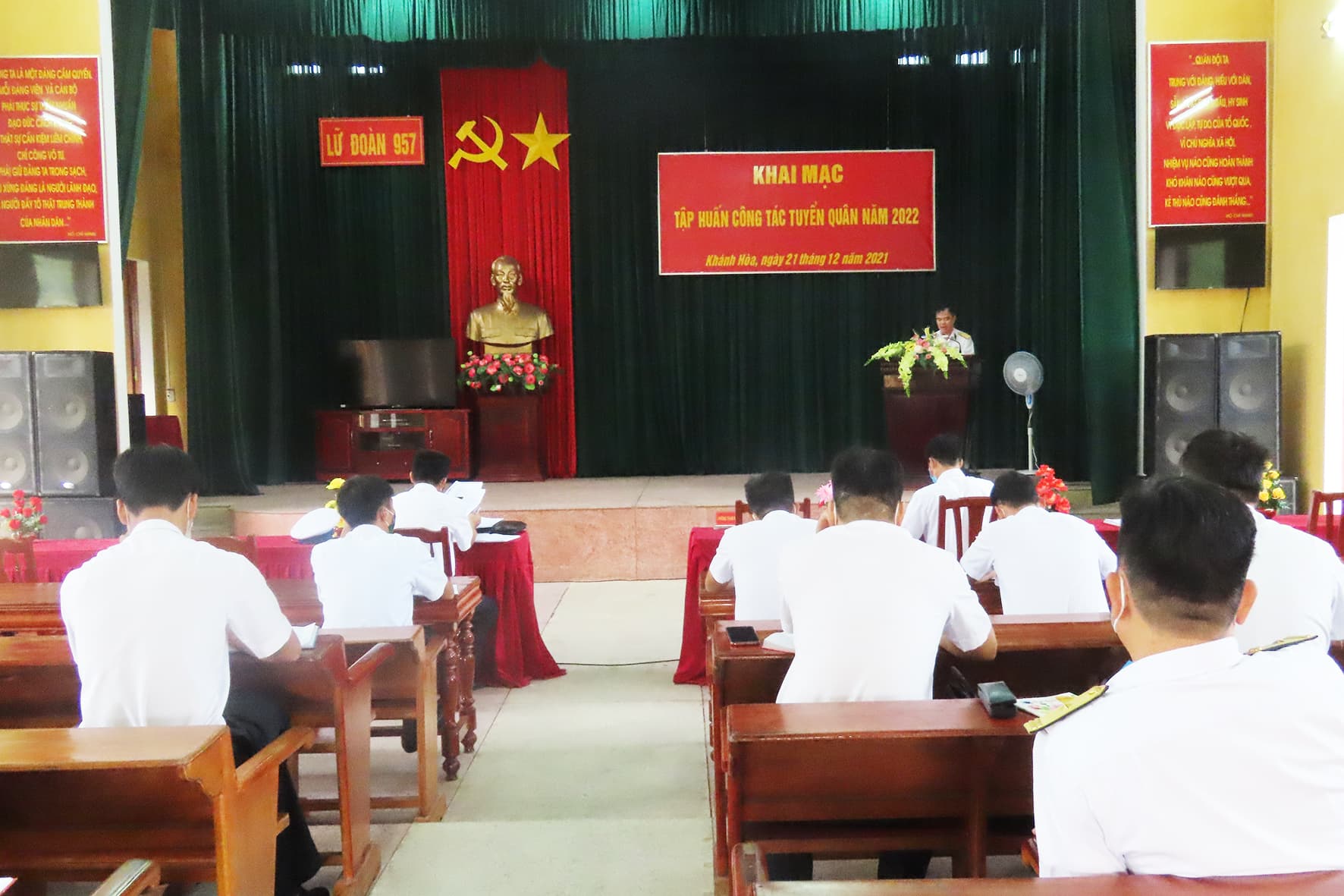 Lữ đoàn 957: Tập huấn công tác tuyển quân năm 2021
