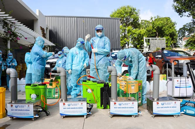 Tản mạn cuối năm về phòng, chống Covid-19