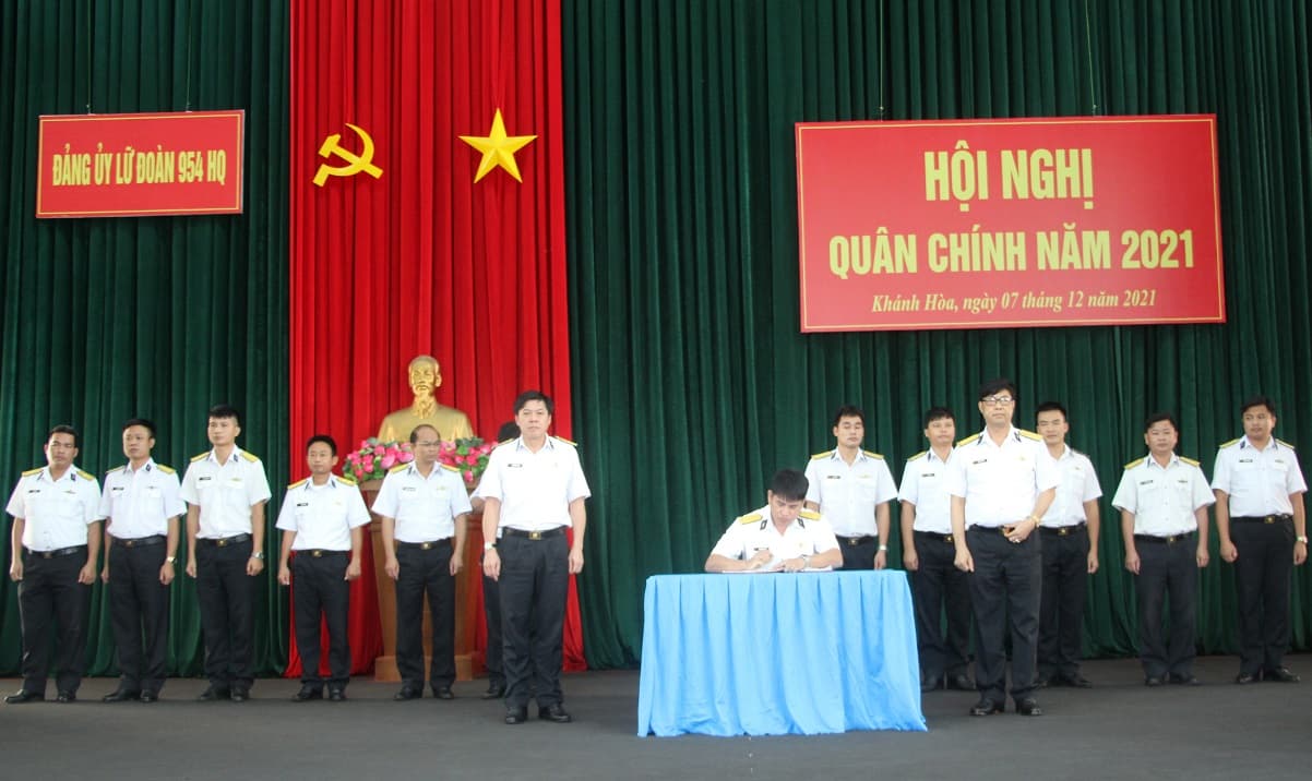 Lữ đoàn 954 hoàn thành tốt 100% nội dung huấn luyện năm 2021