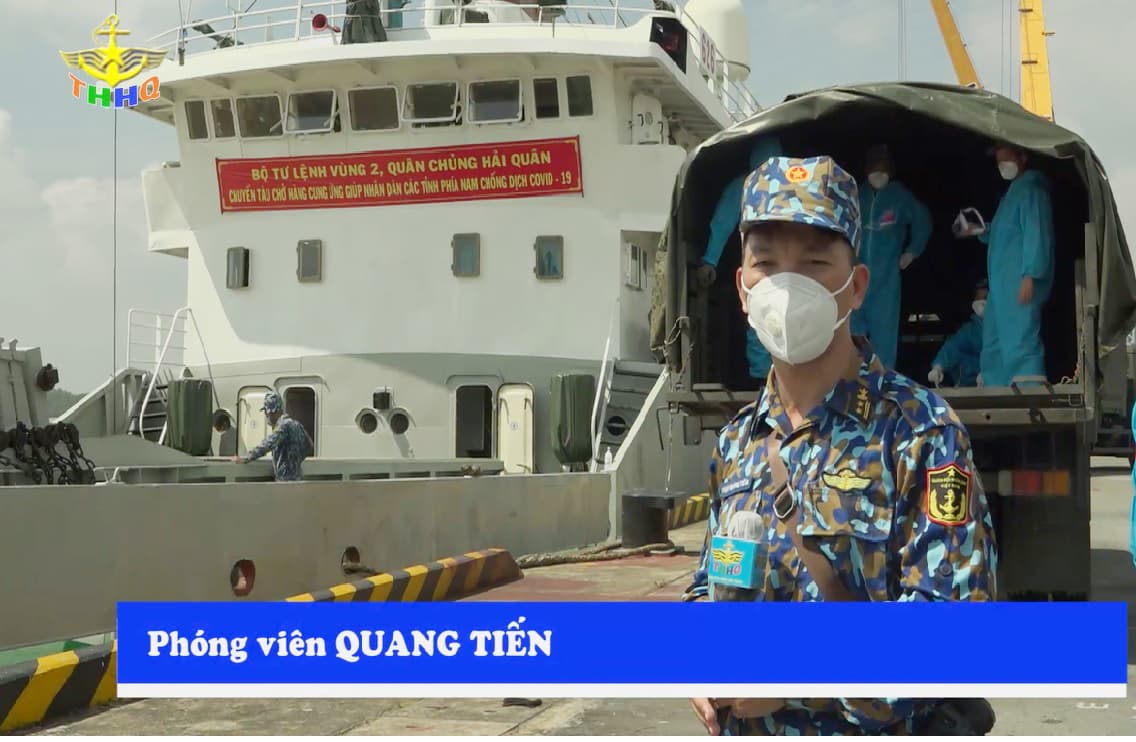Tàu 626 chở hơn 100 tấn nông sản hỗ trợ nhân dân vùng dịch