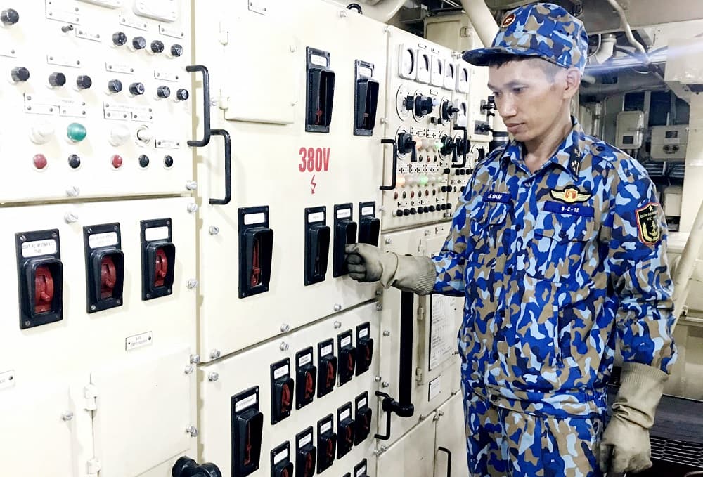 Điện trưởng đam mê sáng kiến