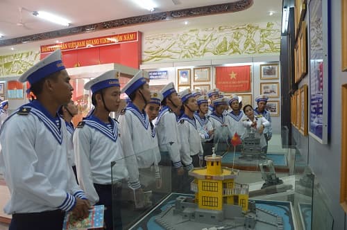 Lữ đoàn Công binh 83 Hải quân: Tạo đột phá về giáo dục chính trị