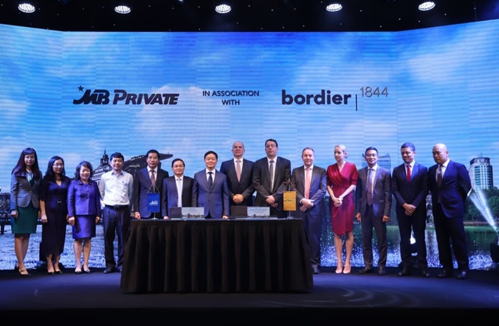 MB ký kết thỏa thuận hợp tác chiến lược với Bordier & Cie Singapore