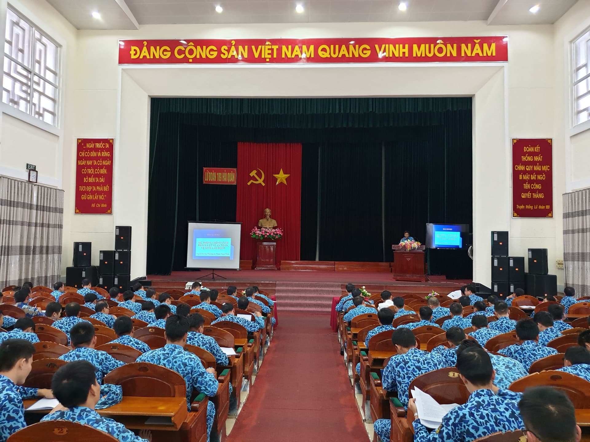 Lữ đoàn tàu ngầm 189 Hải quân: Huấn luyện an toàn, vệ sinh lao động