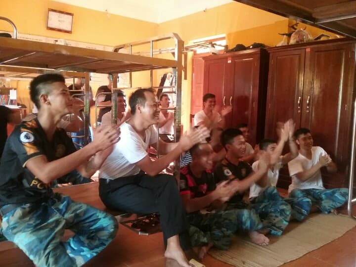 Bộ đội Trường Sa mong chờ chiến thắng tiếp theo của Đội tuyển U23 Việt Nam
