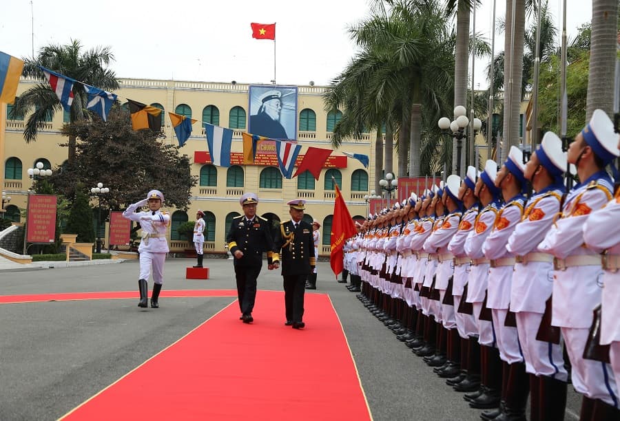 Tư lệnh Hải quân Hoàng gia Thái Lan thăm Quân chủng Hải quân